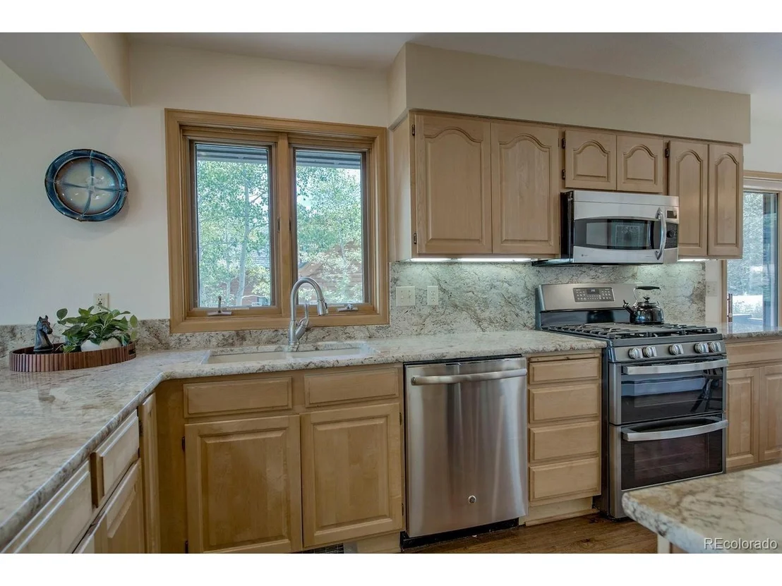 Photo of 102 Thimbleberry Way