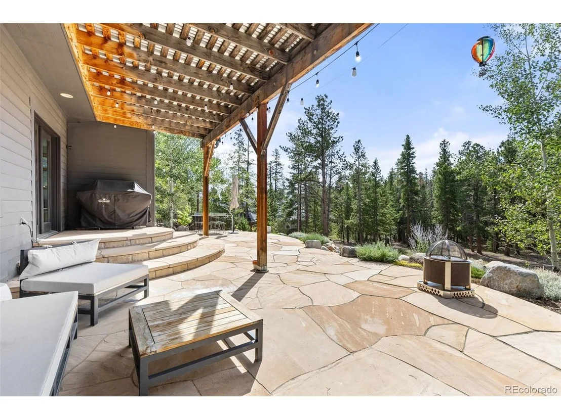 Photo of 25 Shoshoni Way