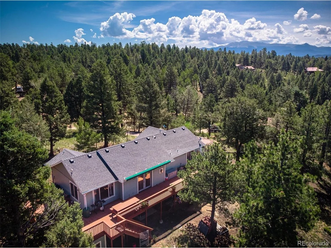 Photo of 31 Spruce Lake Dr