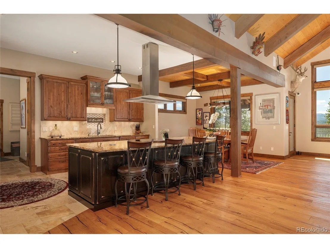 Photo of 338 County Road 511