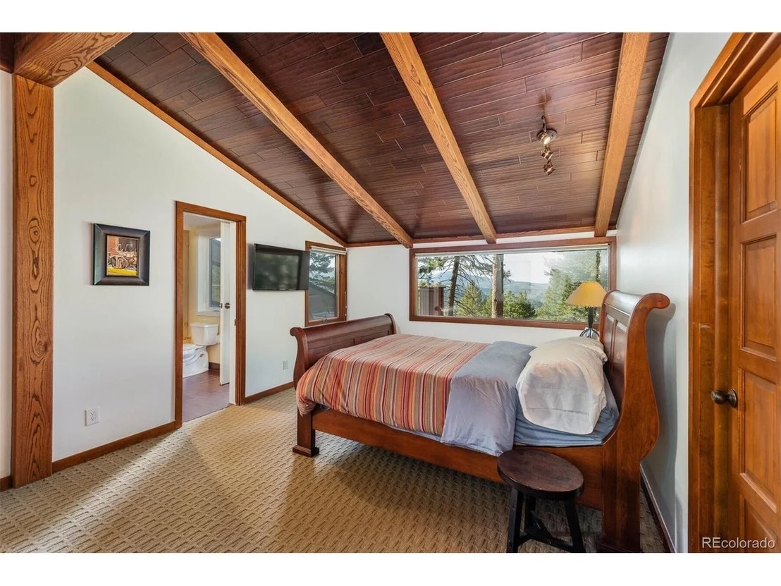 Photo of 29441 Rainbow Hill Rd