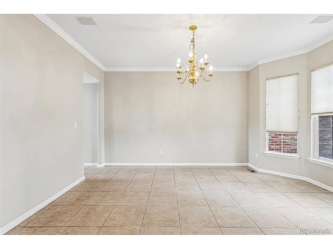 Photo of 5974 Sparrow Ave