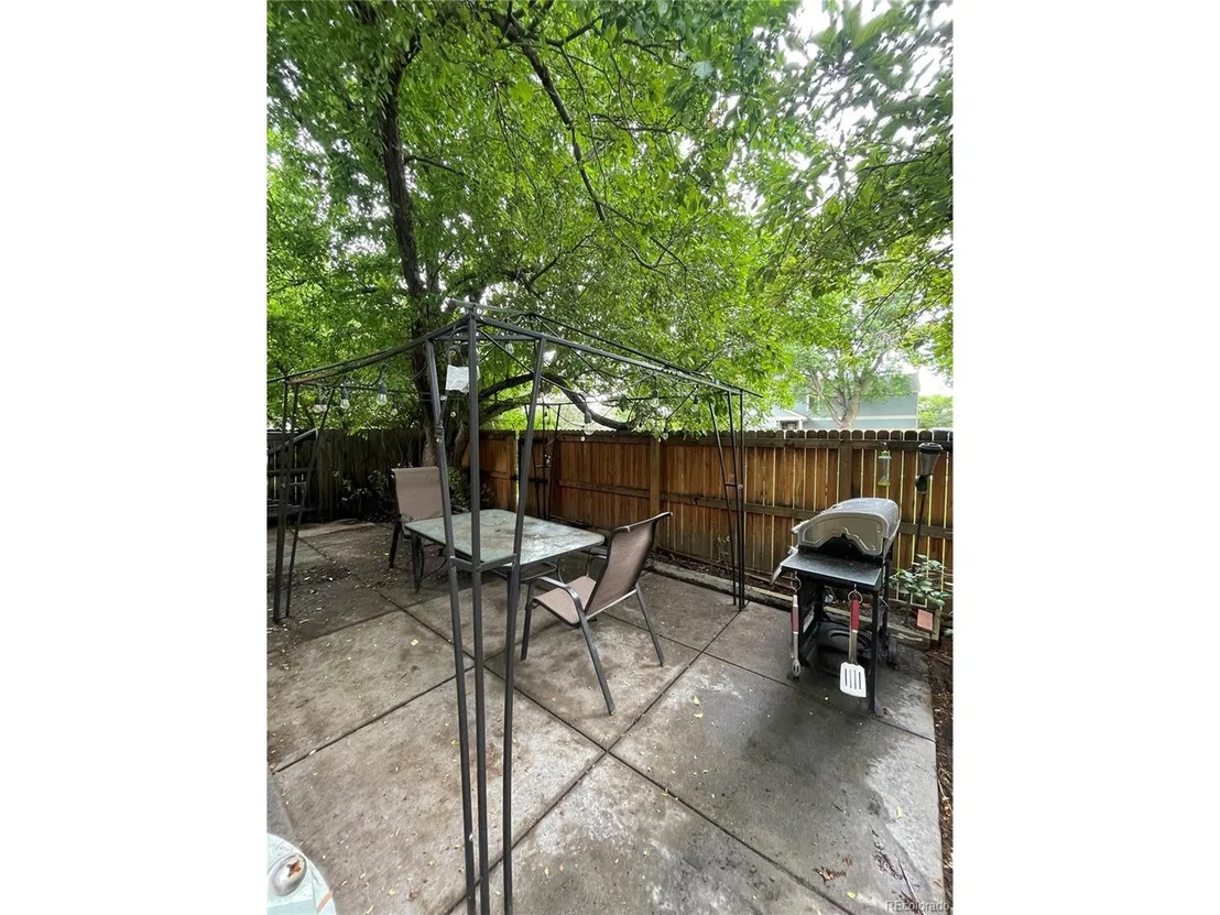 Photo of 8744 Garrison Ct