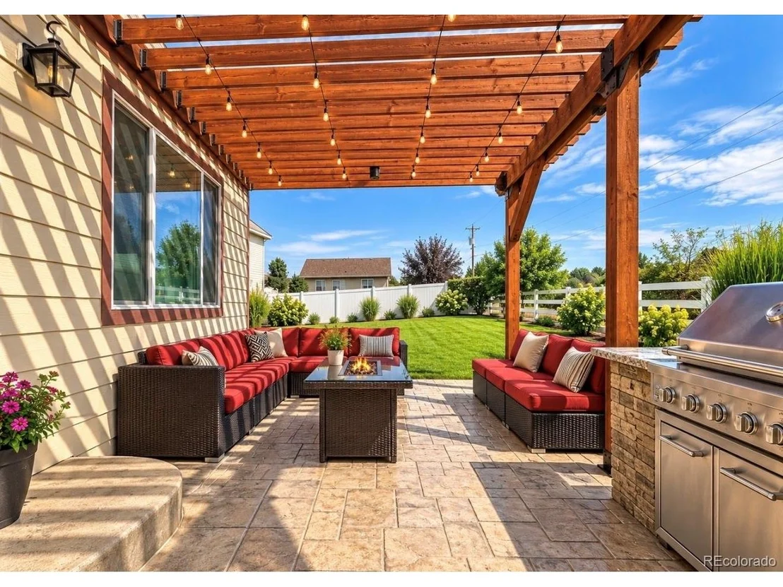 Photo of 360 Linden Oaks Dr