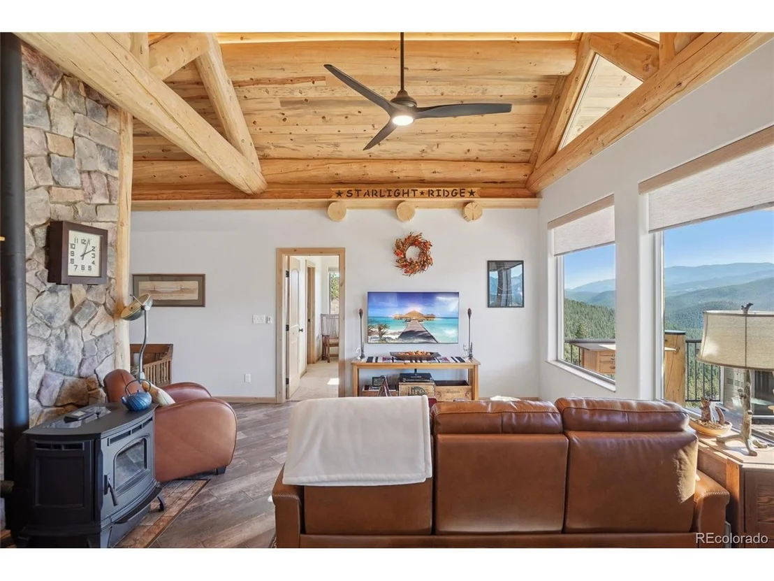 Photo of 884 Pine Hollow Road
