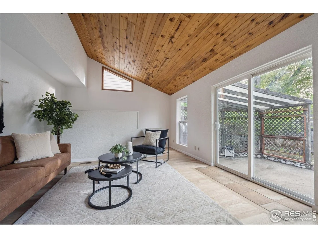 Photo of 1032 Pegasus Pl