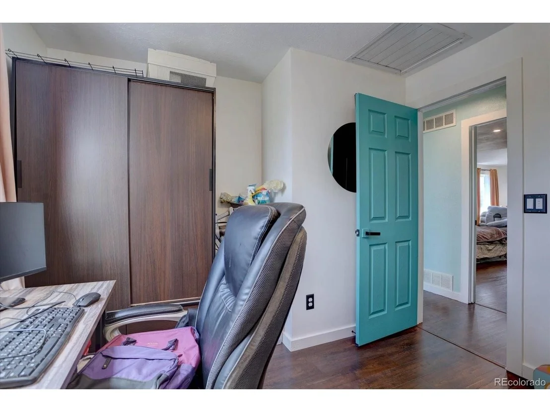 Photo of 8370 Sandreed Cir