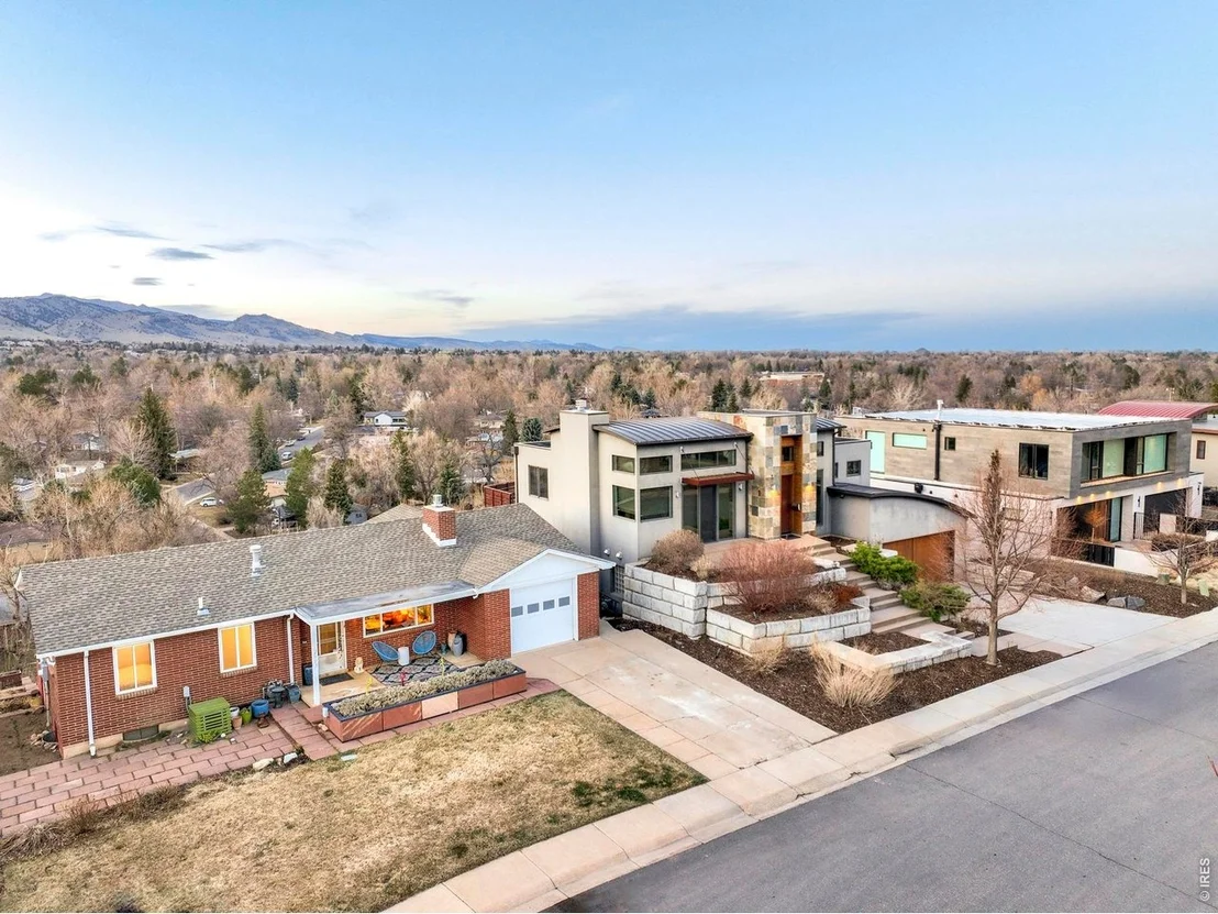 Photo of 2003 Balsam Dr