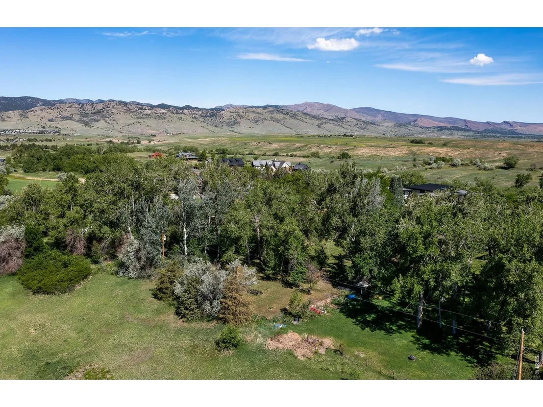 Photo of 3990 Pleasant Ridge Rd