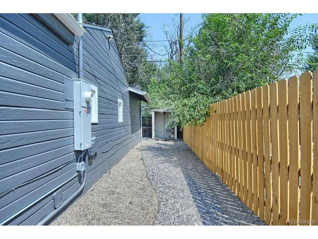 Photo of 6865 W 55th Pl