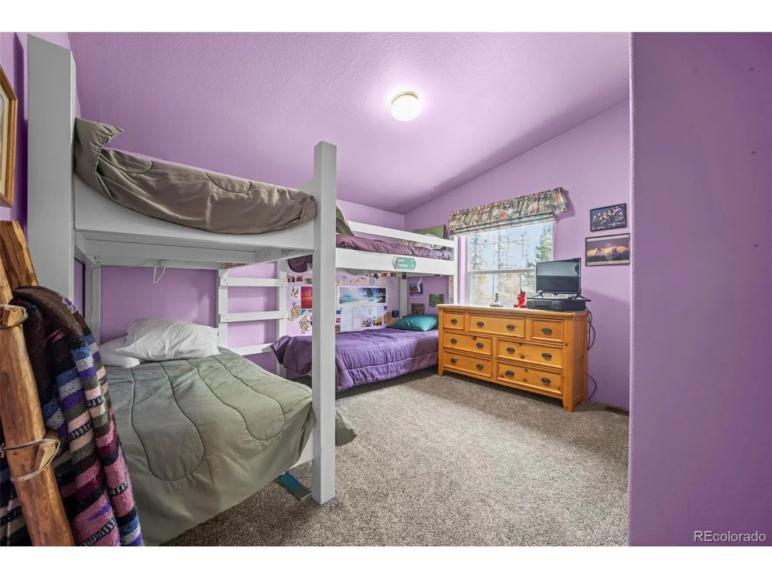 Photo of 37 Mountain View Dr