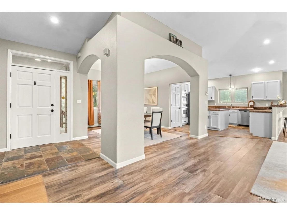 Photo of 3044 High Rd