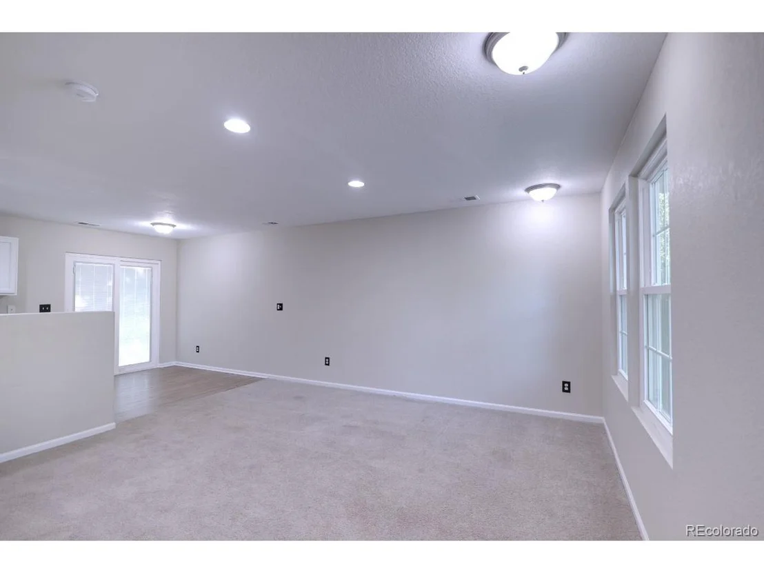 Photo of 10137 Eudora Ct