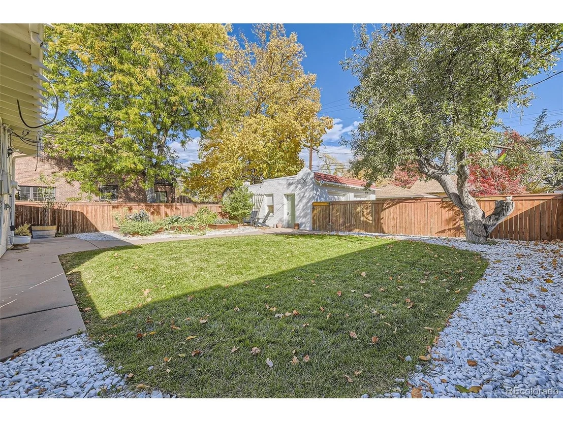 Photo of 4212 Lowell Blvd