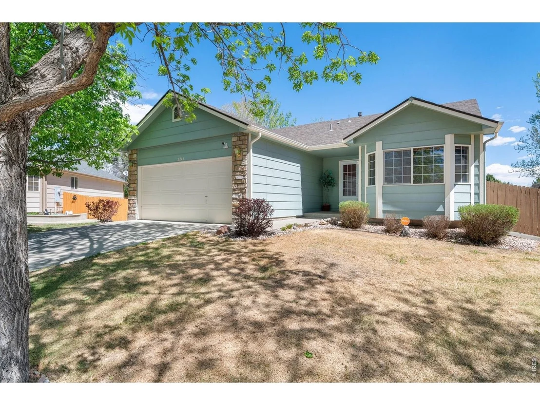 Photo of 2244 Santa Fe Dr