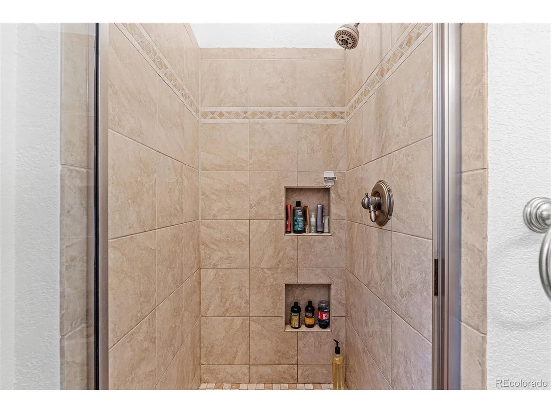 Photo of 1004 Katy Ln