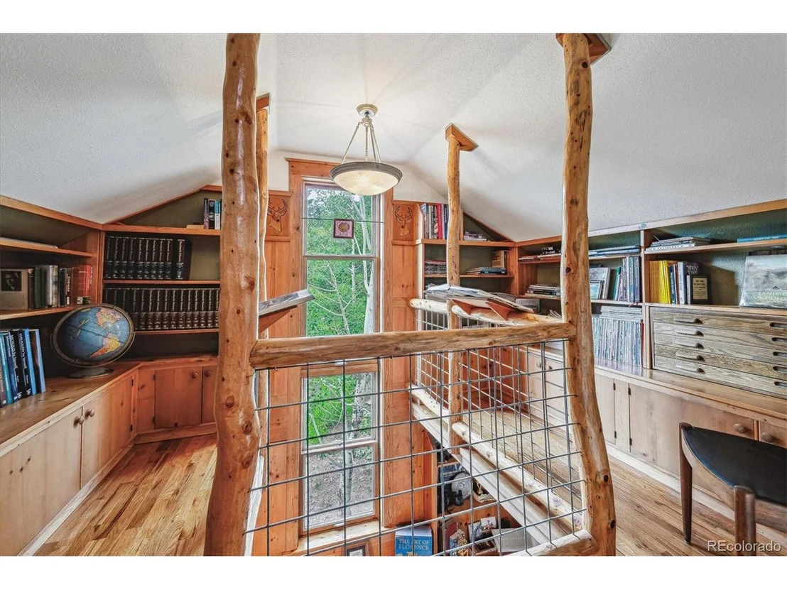Photo of 12973 Upper Ridge Rd