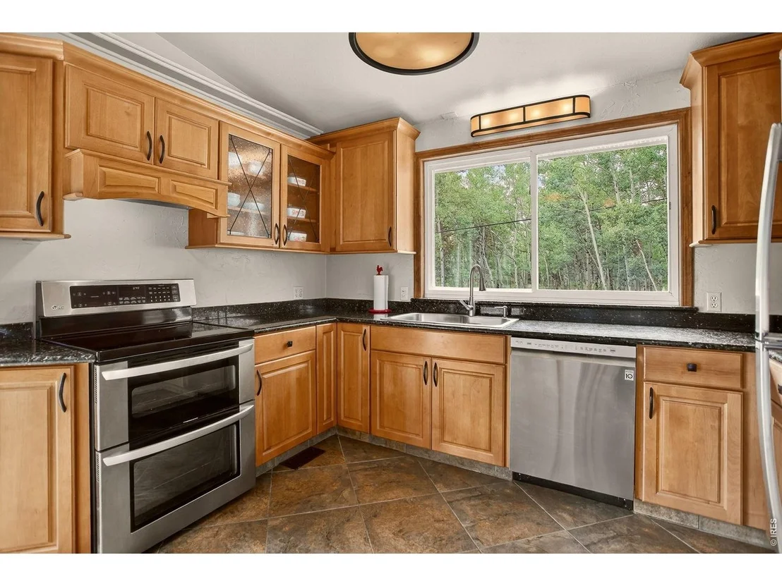 Photo of 233 Deer Cir