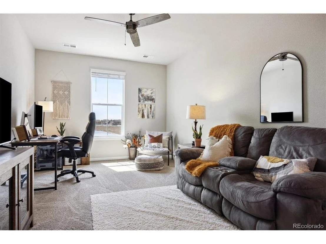 Photo of 1665 Shoreview Pkwy