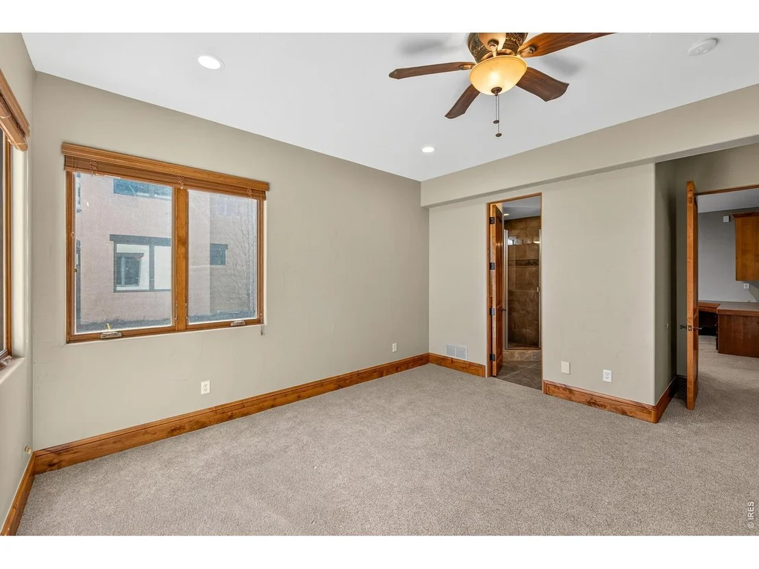 Photo of 2102 Shoreside Dr