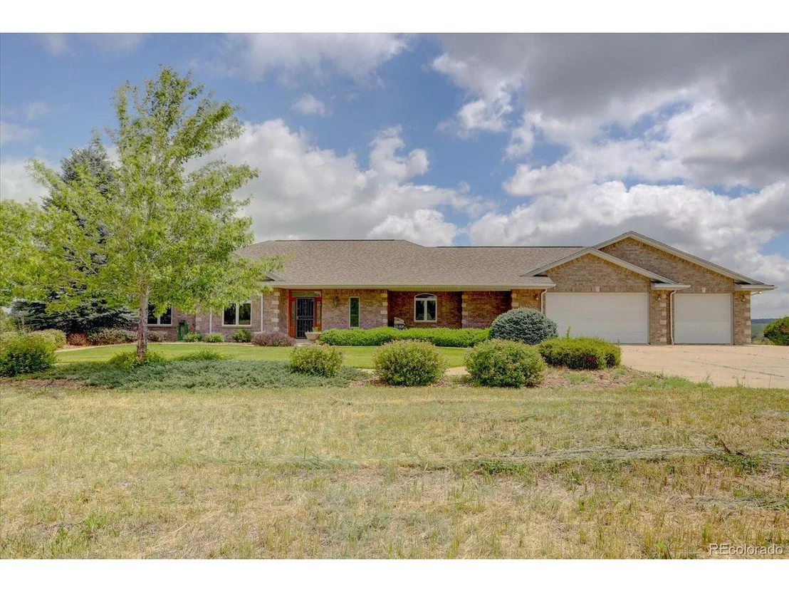 Photo of 2611 Windmill Cir