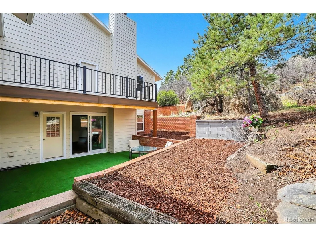 Photo of 243 Dawson Dr