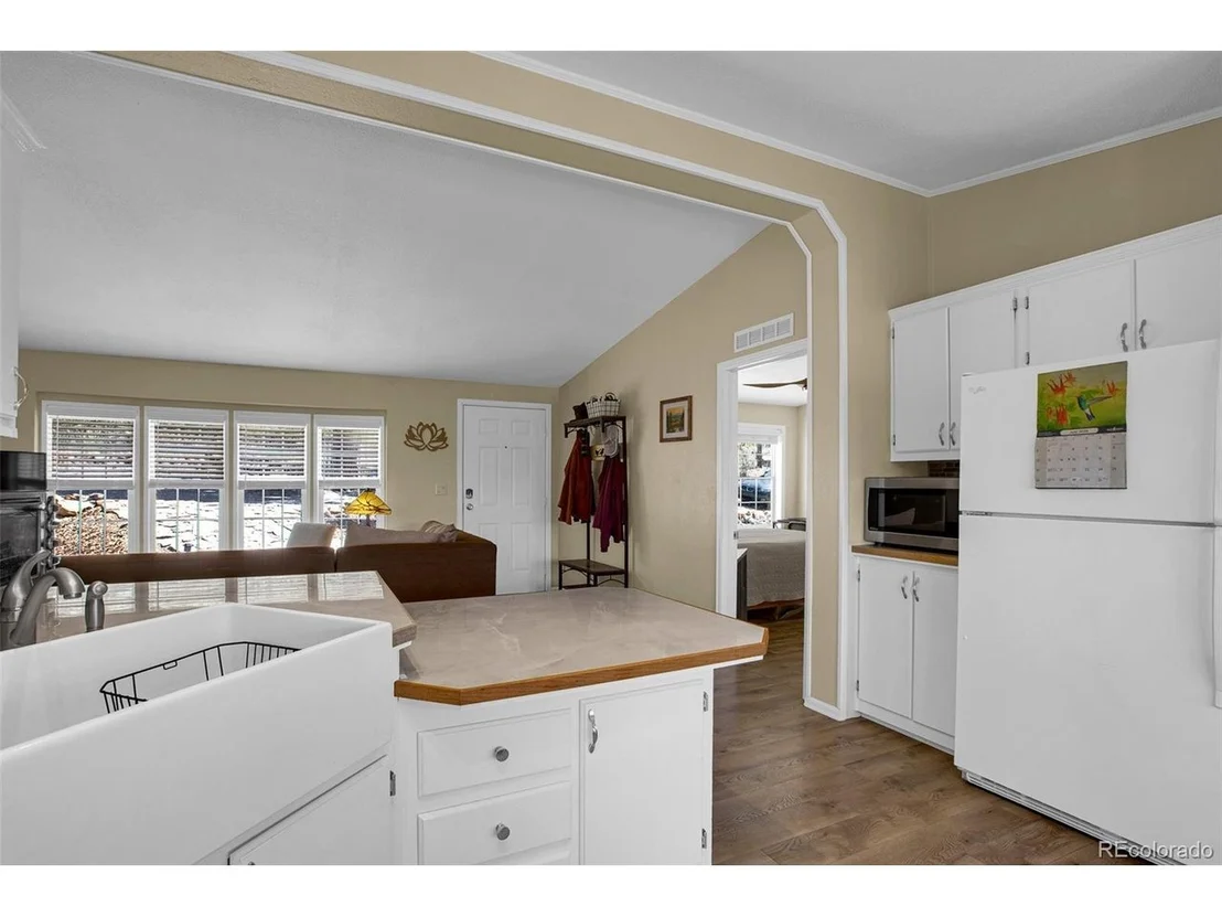 Photo of 803 Bonell Dr