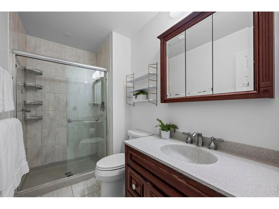 Photo of 5139 Holmes Pl