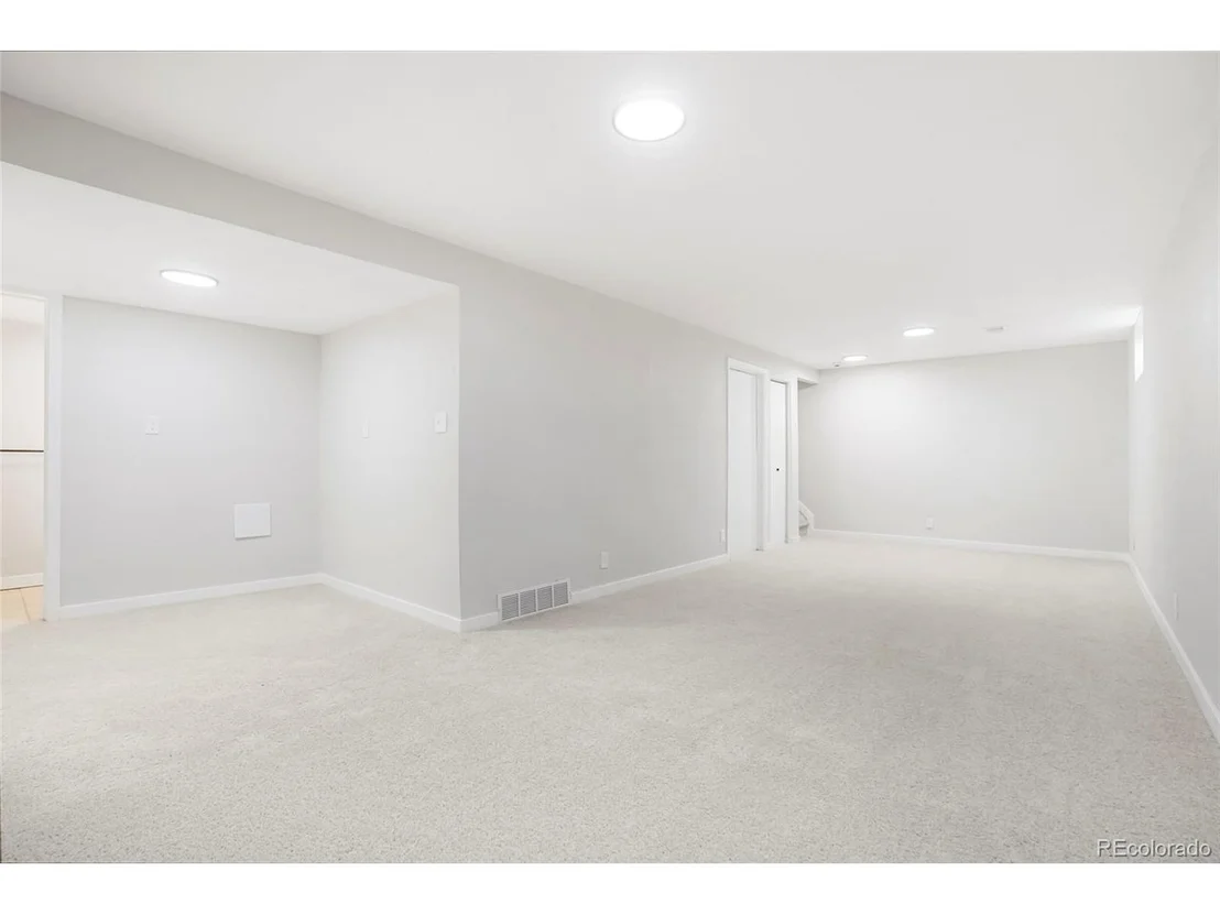 Photo of 13202 Olmsted Pl