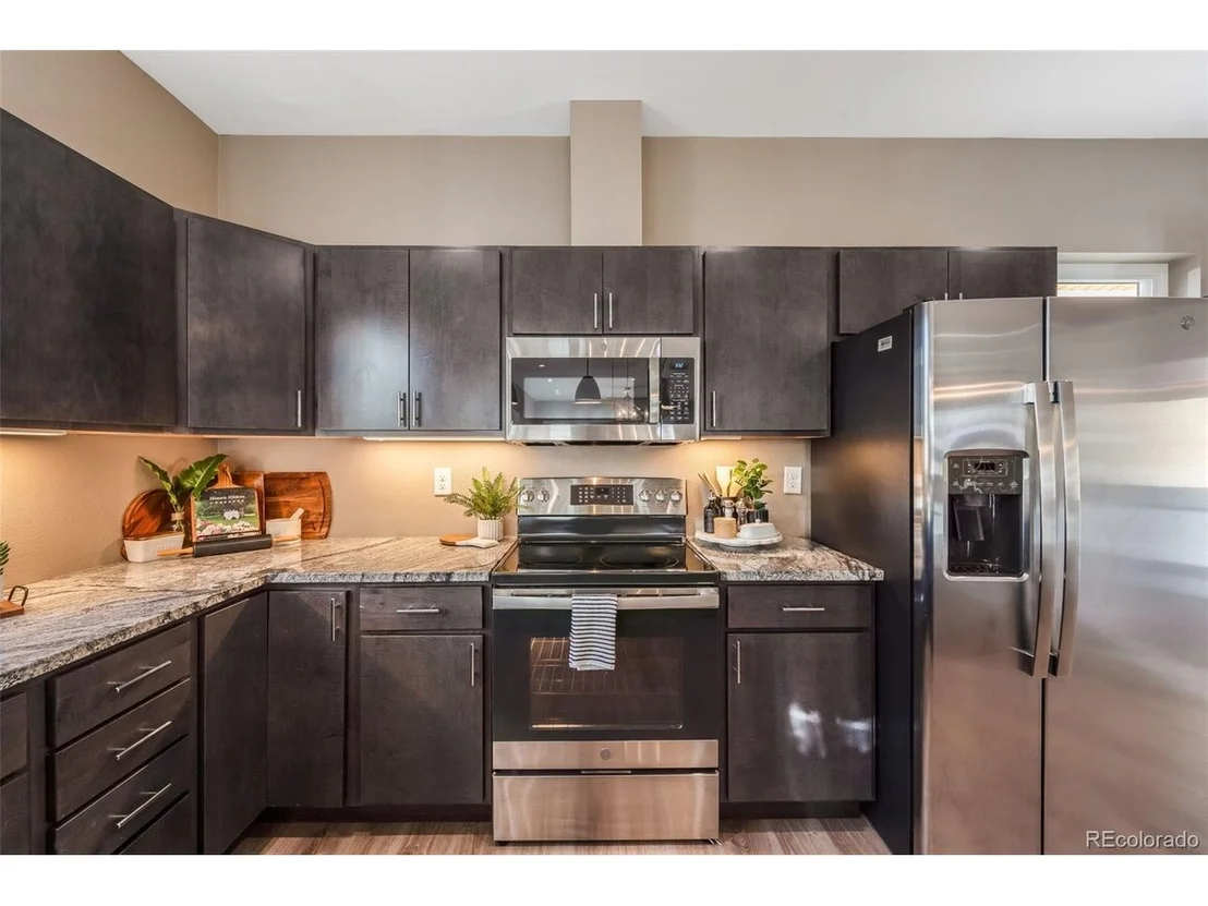 Photo of 3880 Sheridan Blvd