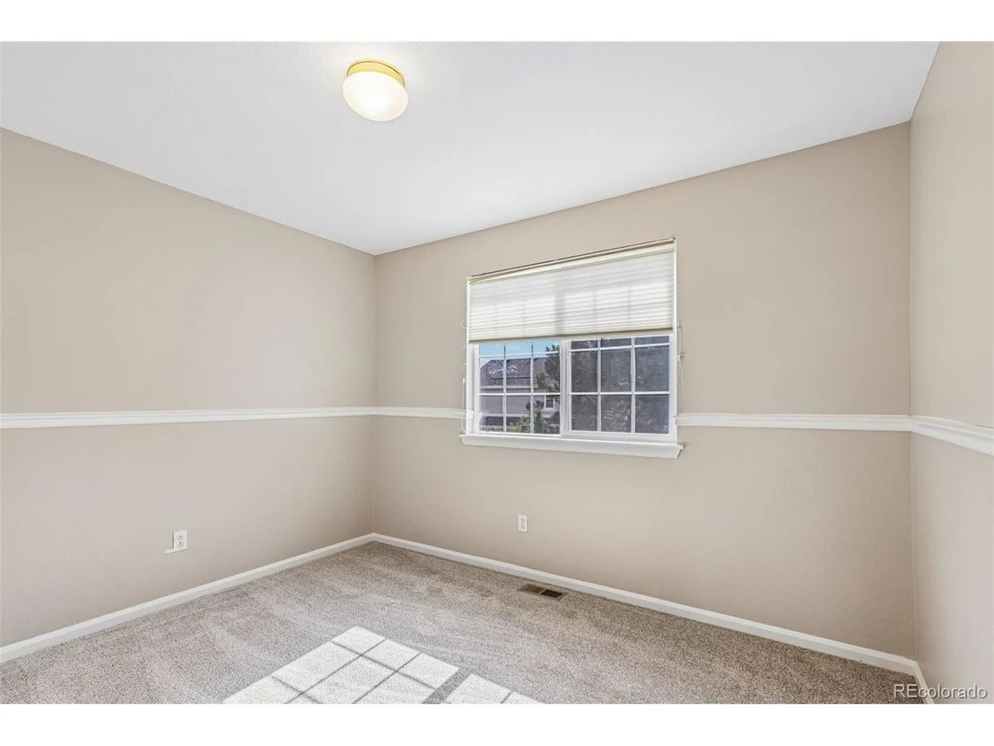 Photo of 5974 Sparrow Ave