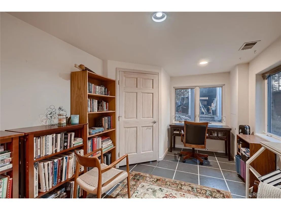 Photo of 5386 High Rd