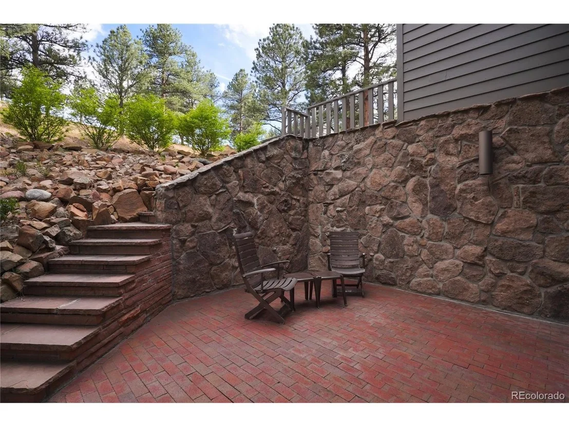 Photo of 8664 Middle Fork Rd
