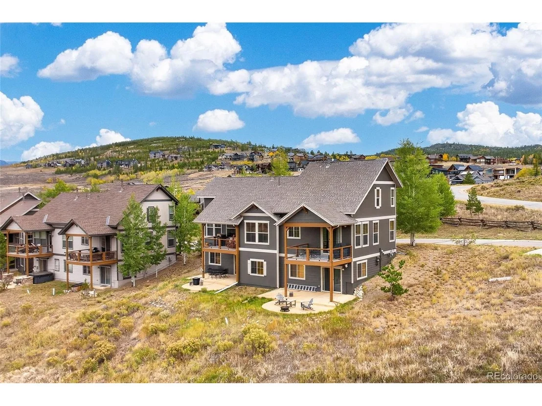 Photo of 103 Peak View Dr