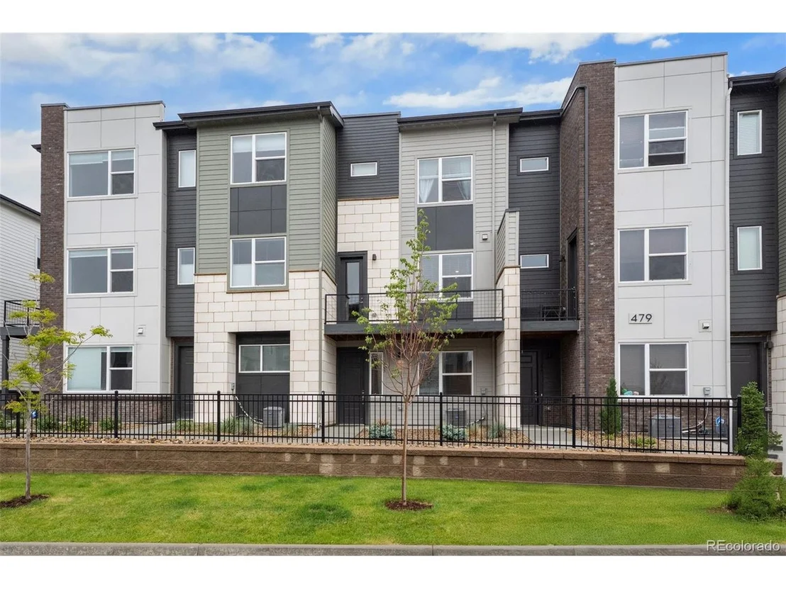Photo of Unit 105 at 479 Interlocken Blvd