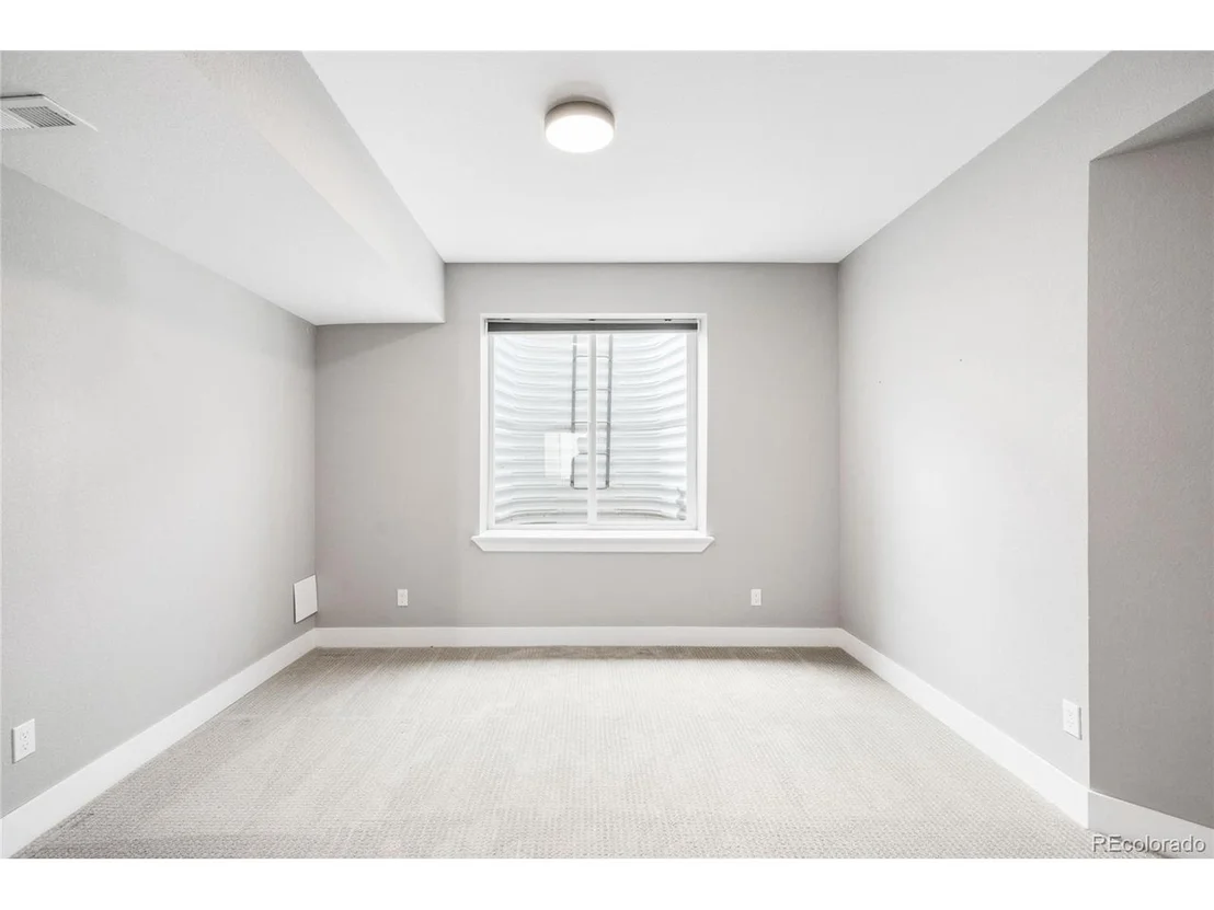 Photo of 10218 Kenneth Dr
