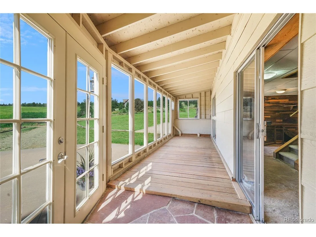 Photo of 360 Lonestar Rd