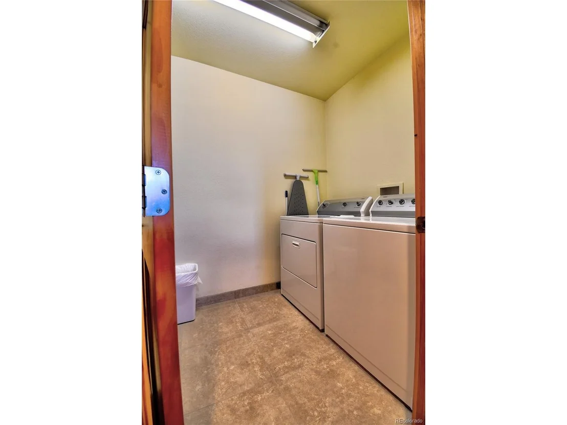 Photo of 8250 Windmill Ln