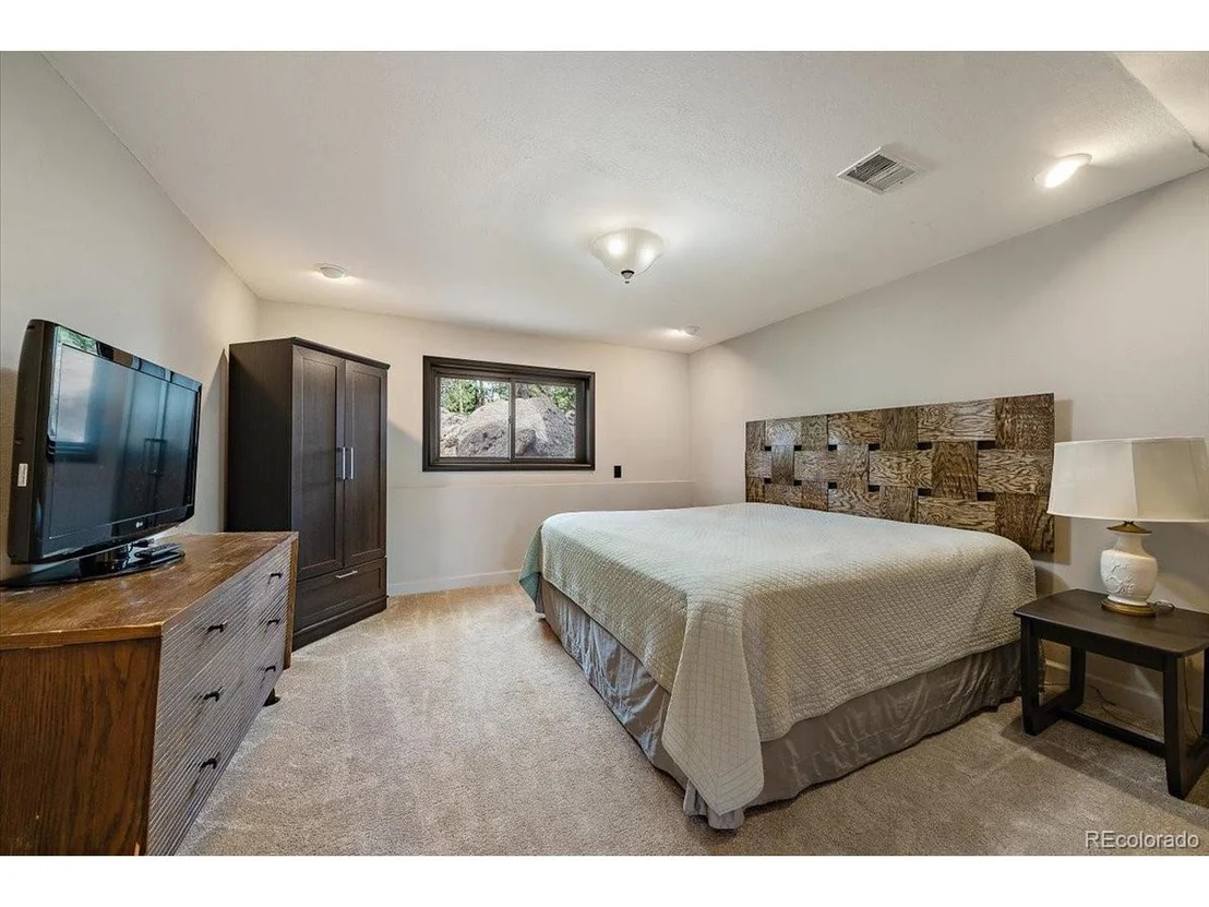 Photo of 32482 Lodgepole Dr