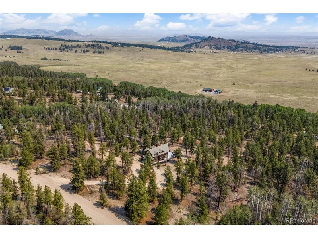Photo of 559 Bellows Rd