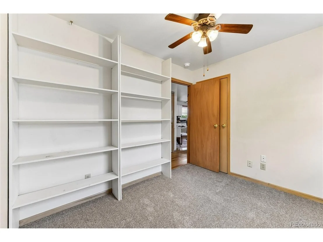 Photo of 100 Flora Ct