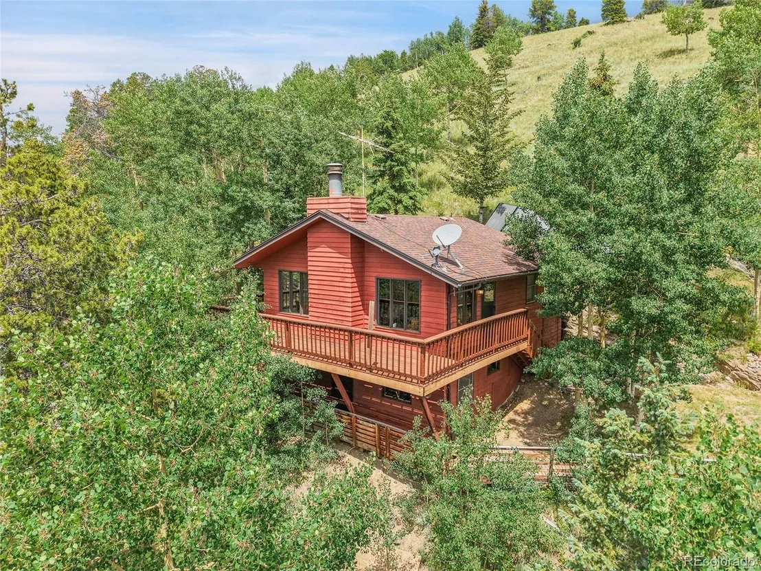 Photo of 83 Hill Cir