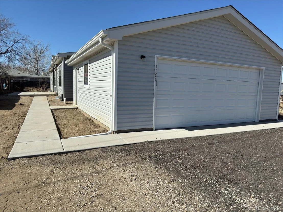 Photo of 1171 2nd Ave
