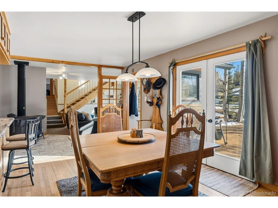 Photo of 277 G Rd