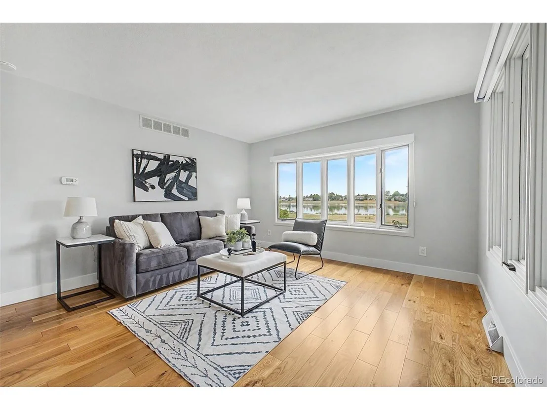 Photo of 8210 Jay Cir