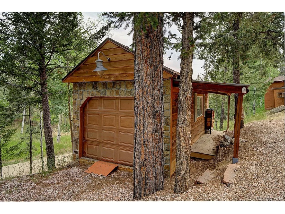 Photo of 32 Aspen Dr