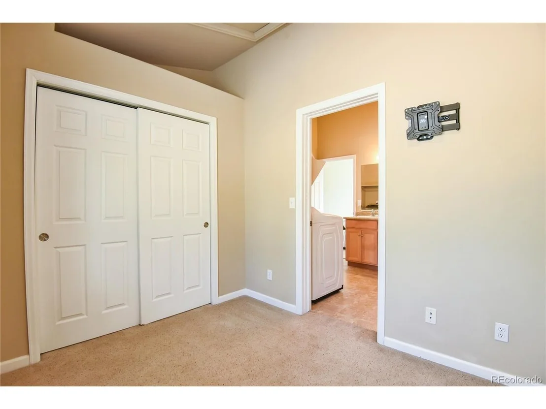 Photo of Unit B at 305 Virginia Rd