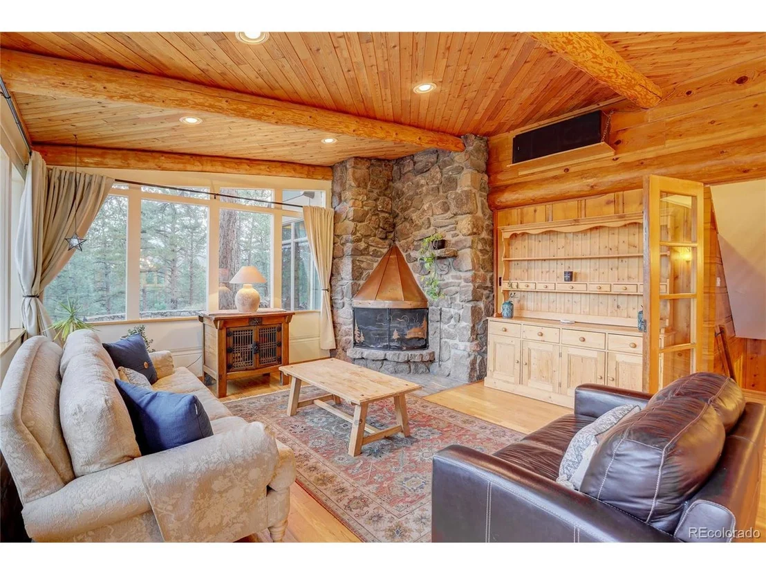 Photo of 28660 Douglas Park Rd