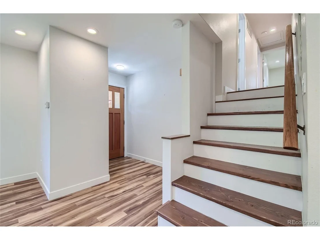 Photo of 960 Mcintire St