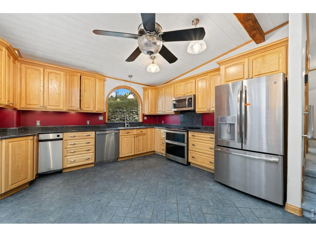 Photo of 697 N Beaver Rd